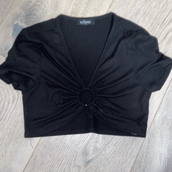 Open front black crop top - Picture 1 of 3